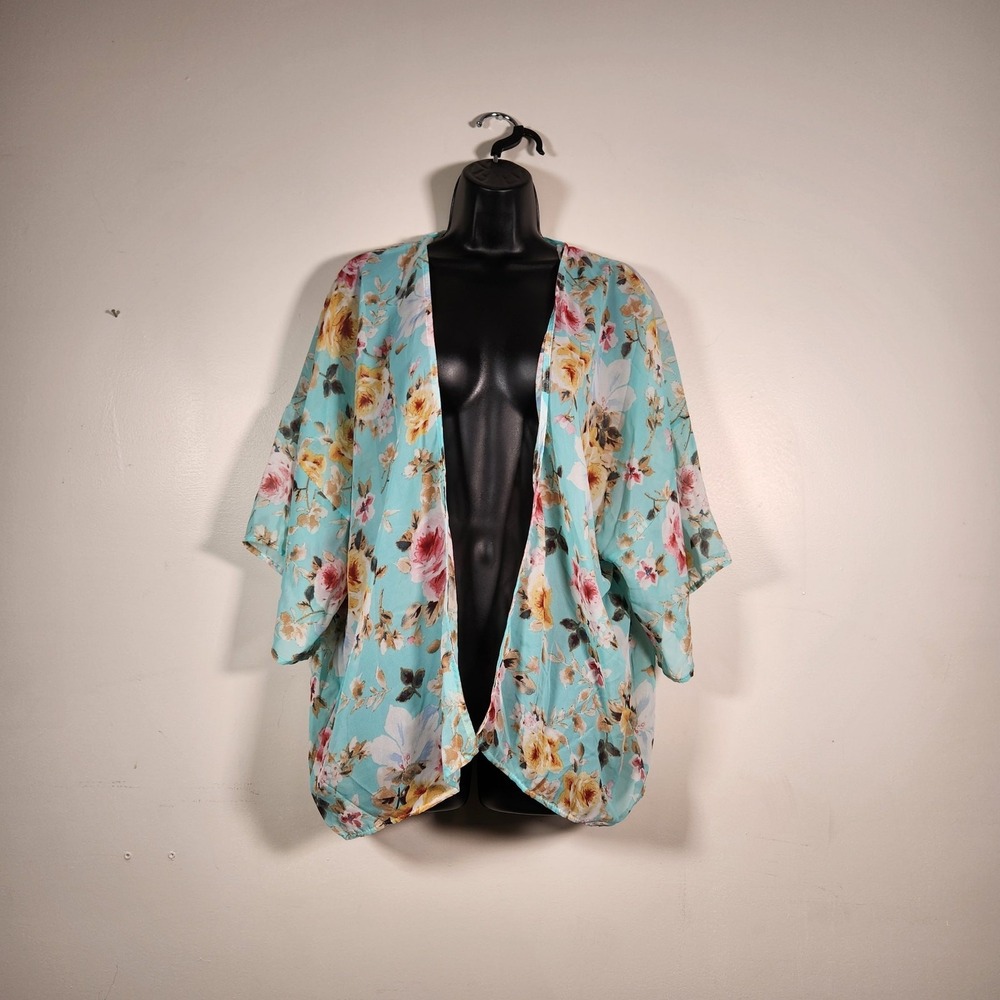 DAYTRIP Floral Kimono Cardigan Women Small Blue Pastel Boho Romantic Cottagecore